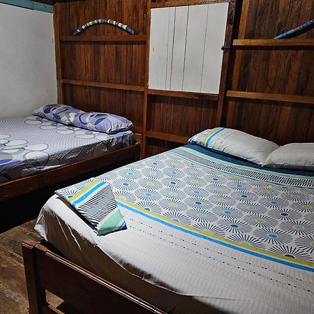 Отель Hostal Bahia Solano Herping Эль-Валье Экстерьер фото